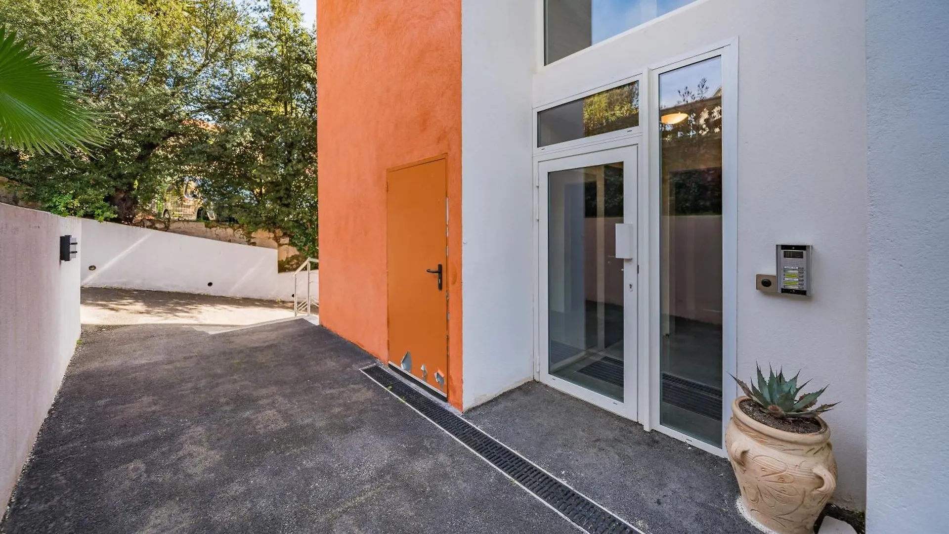 Studio Dans Residence Neuve - Terrasse Et Jardin Cannes France