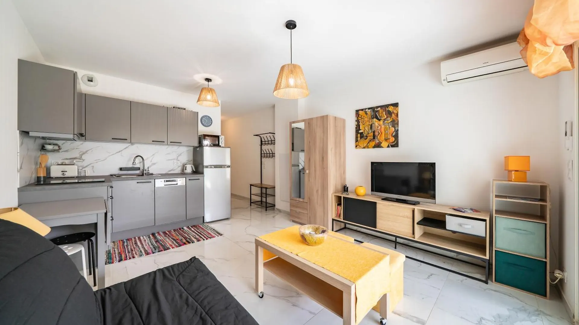 Studio Dans Residence Neuve - Terrasse Et Jardin Cannes Apartment